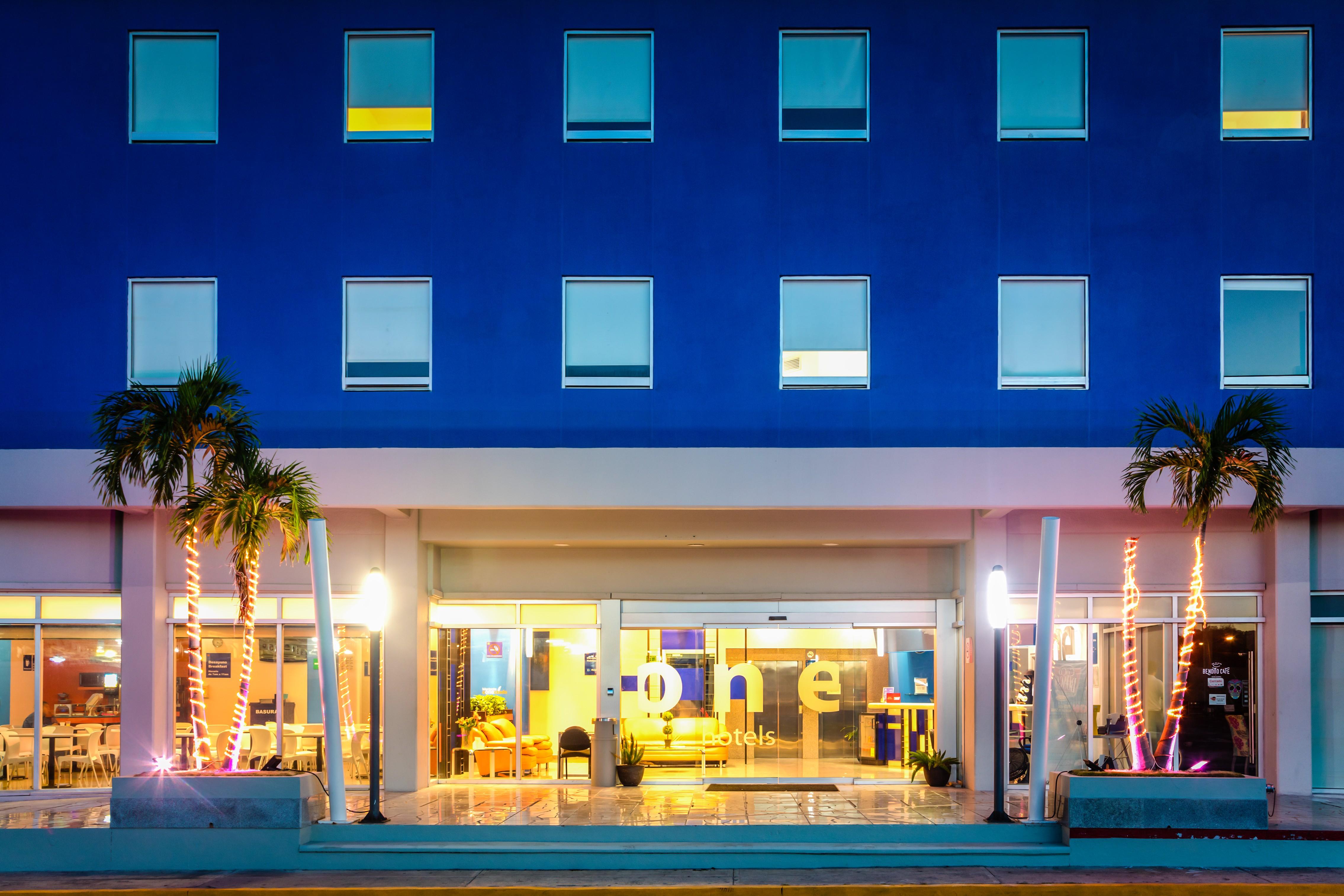 One Playa Del Carmen Hotel Buitenkant foto