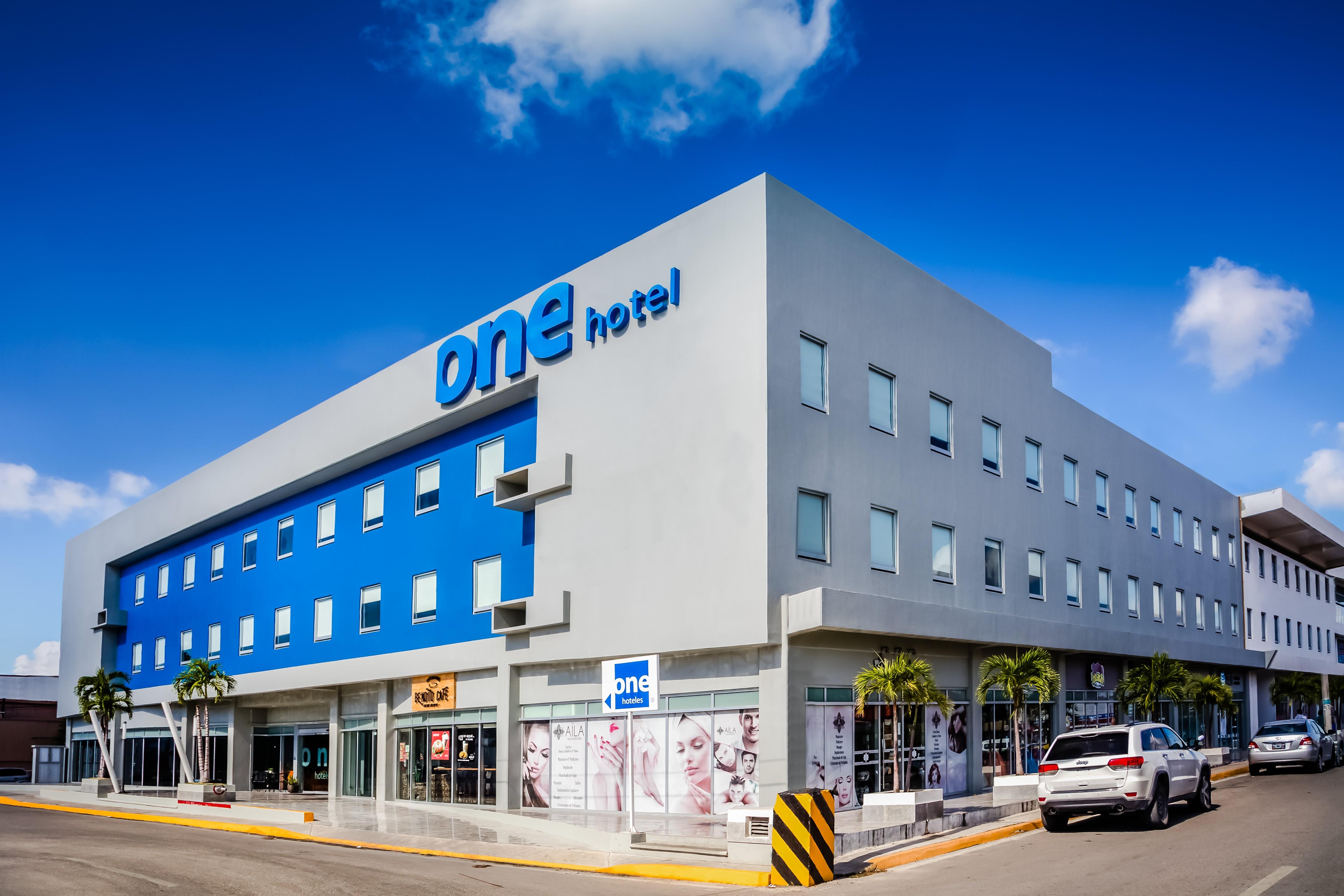 One Playa Del Carmen Hotel Buitenkant foto