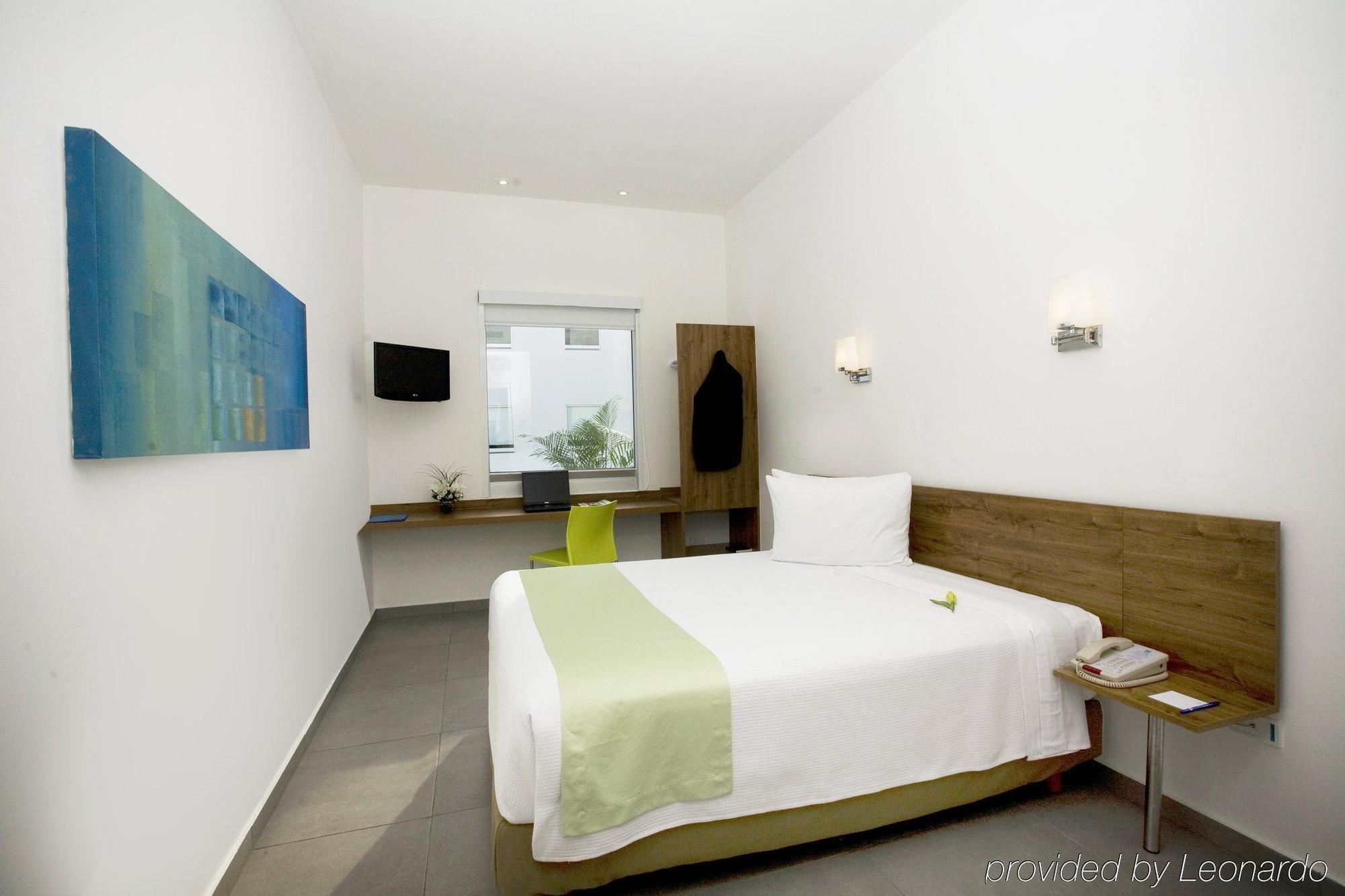 One Playa Del Carmen Hotel Buitenkant foto