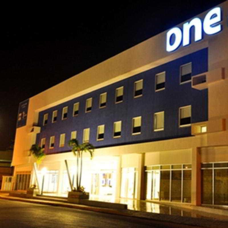 One Playa Del Carmen Hotel Buitenkant foto