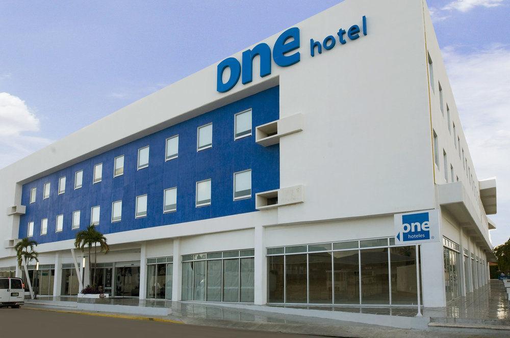 One Playa Del Carmen Hotel Buitenkant foto