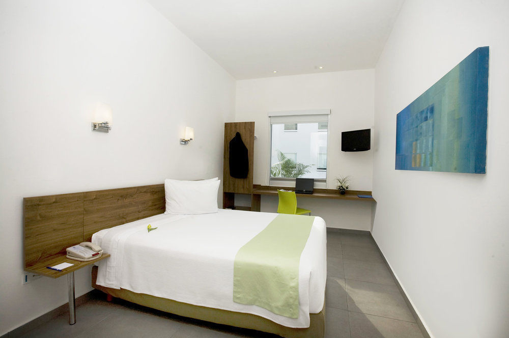 One Playa Del Carmen Hotel Buitenkant foto