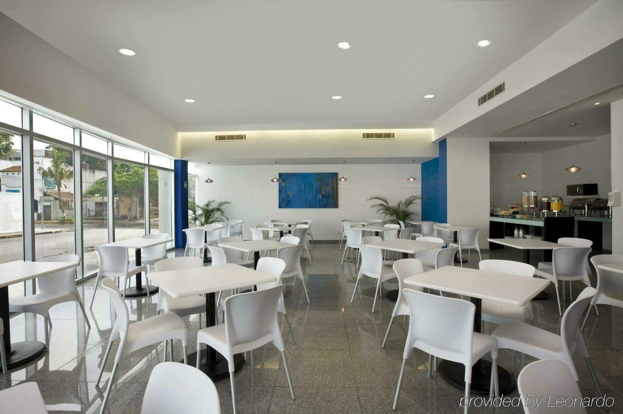 One Playa Del Carmen Hotel Buitenkant foto